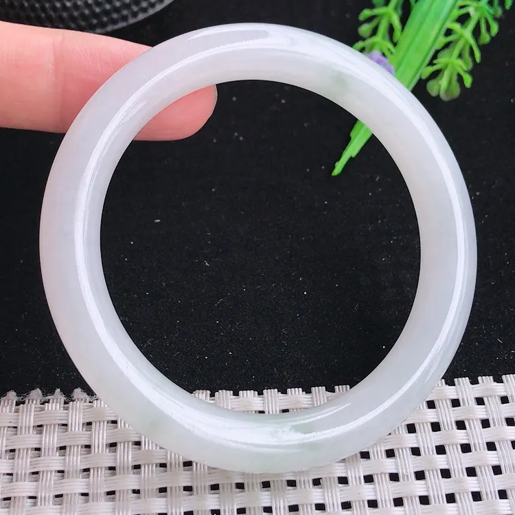 自然光55/9.2/9老坑秀气冰润起胶月光白圆条手镯翡翠玉镯美人镯