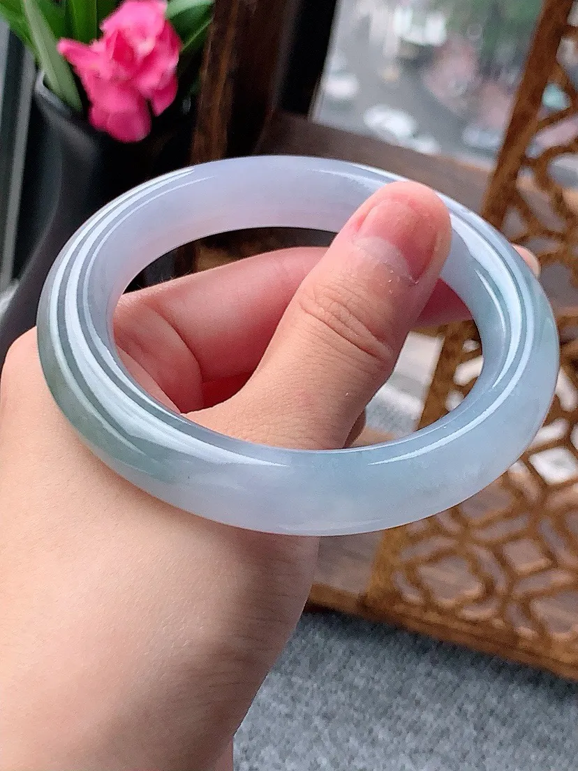 a货翡翠老坑紫罗兰圆条手镯56-57圈口 尺寸56.2×11.5mm 重量73.28g 0615