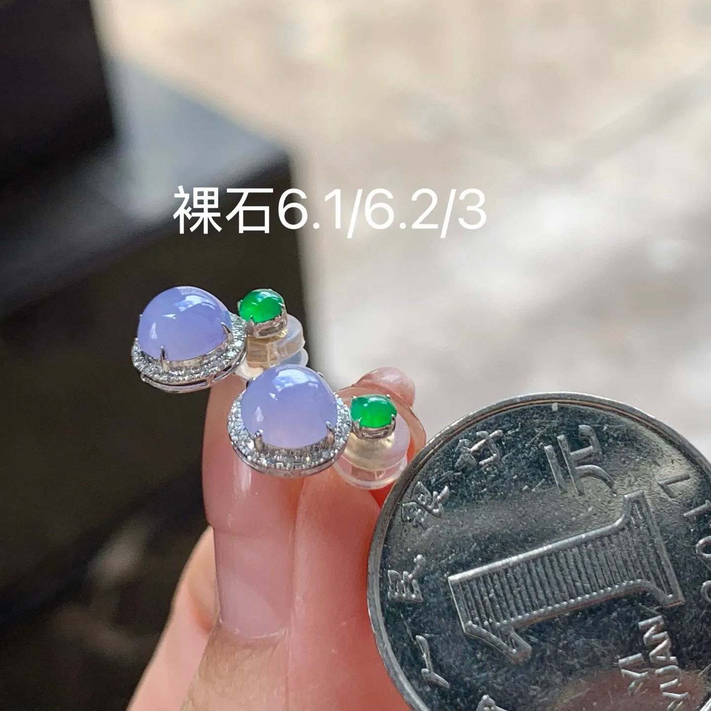 冰春色耳钉
真金镶嵌 精致