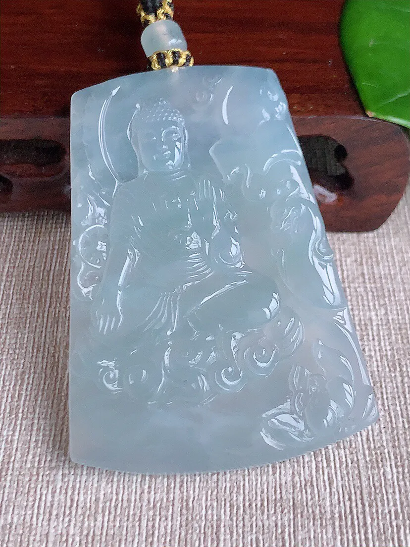 a货翡翠老坑冰种大日如来吊坠 尺寸60.6×42.6×5mm 重量37.45g 0617