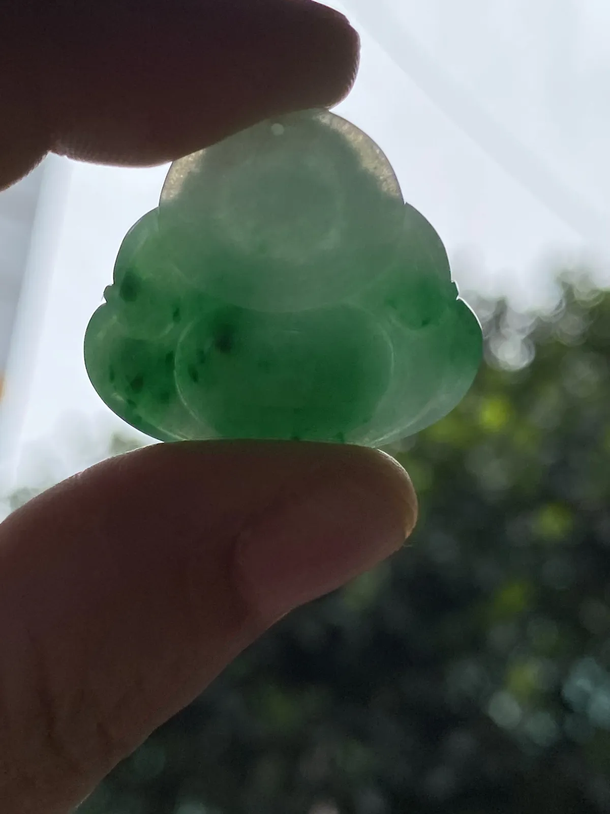 推荐【阳绿佛公】色阳色辣，肚里藏金，水润，细腻，种老，无纹裂，品相佳，25*28.5*7