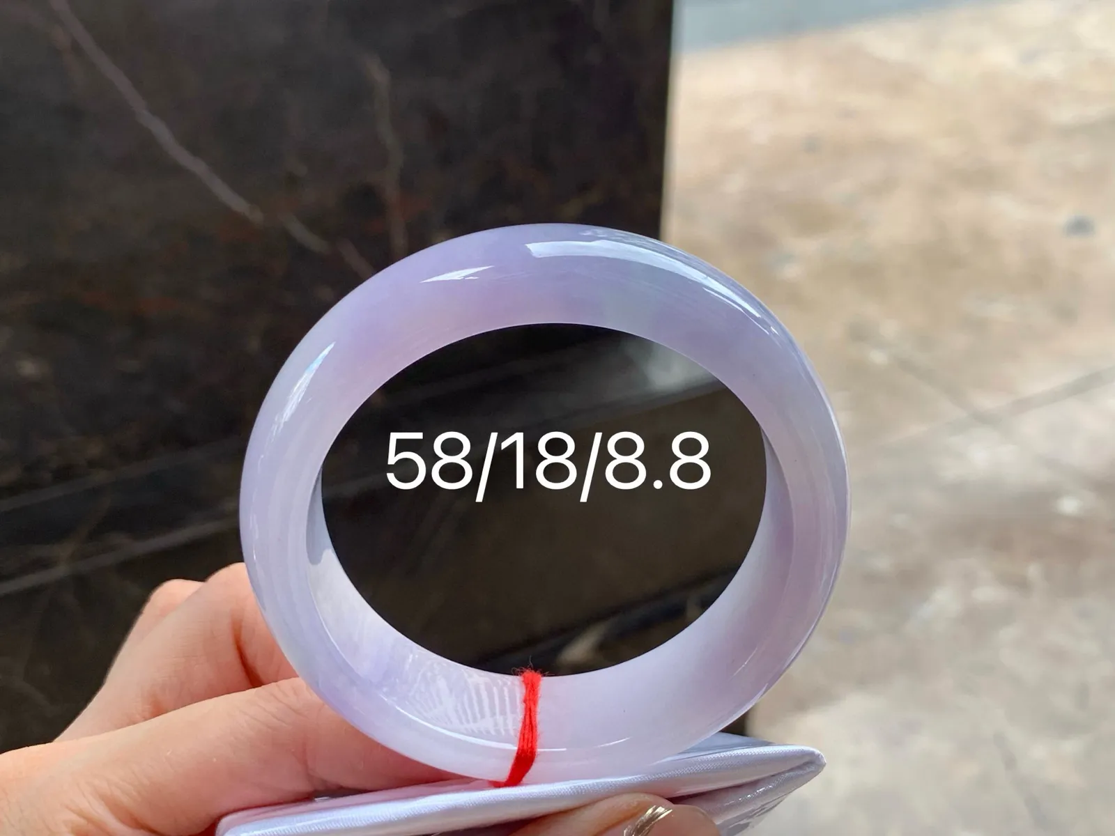 宽版粉春手镯
颜色漂亮 58/18/8.8mm