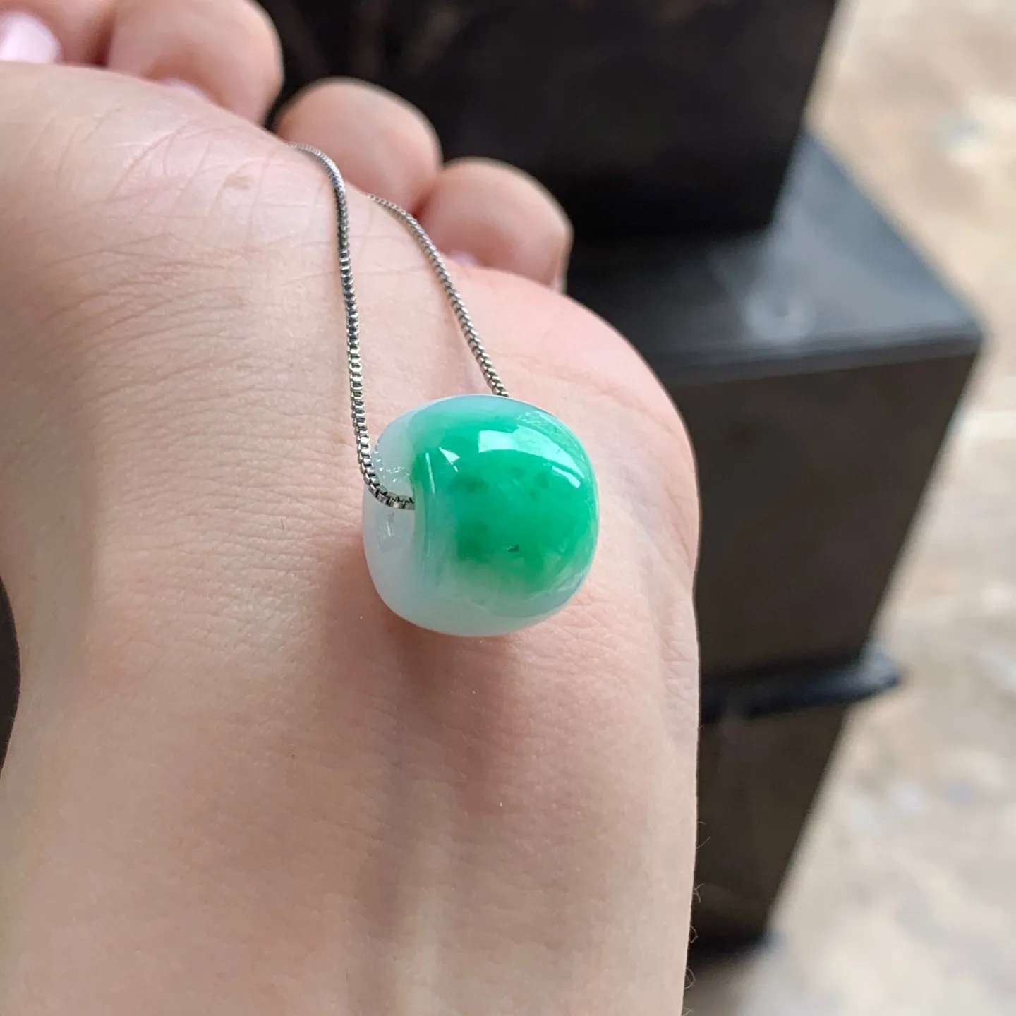 带色路路通
清爽