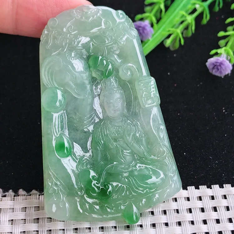 自然光70/45/5.2老坑精美冰胶果冻满绿飘阳绿普贤菩萨吊坠翡翠玉坠挂件