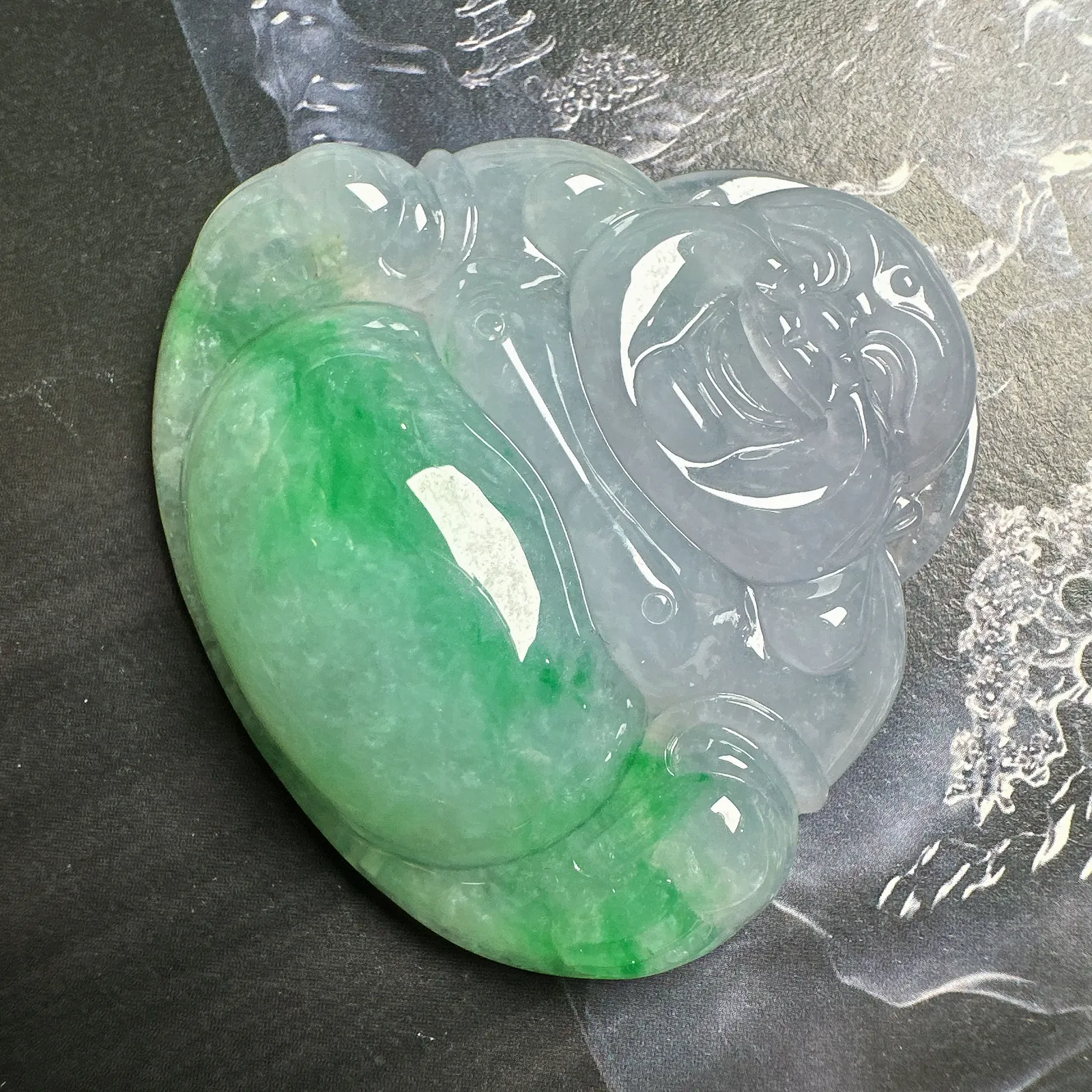 【大佛】巨无霸尺寸的春带彩冰佛，难得大佛，颜色都很好看，质地冰润，实物漂亮。