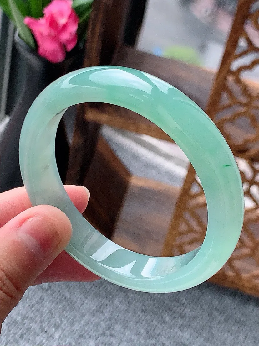 a货翡翠老坑晴水正装正圈手镯54-55圈口  尺寸54×11.5×7.5mm 重量48.67g 06