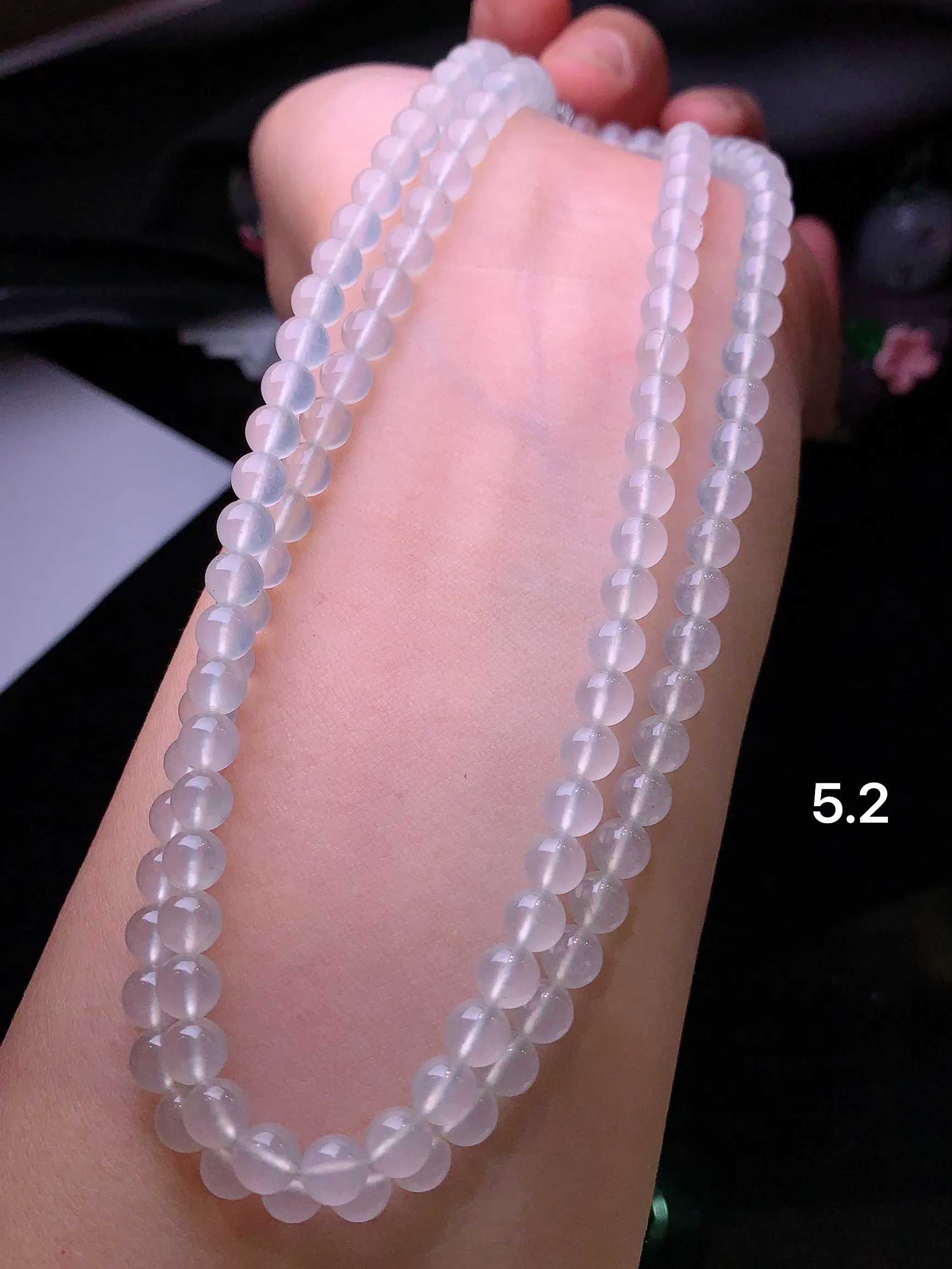冰种圆珠项链 玉质细腻 水润亮眼  整体尺寸5.2