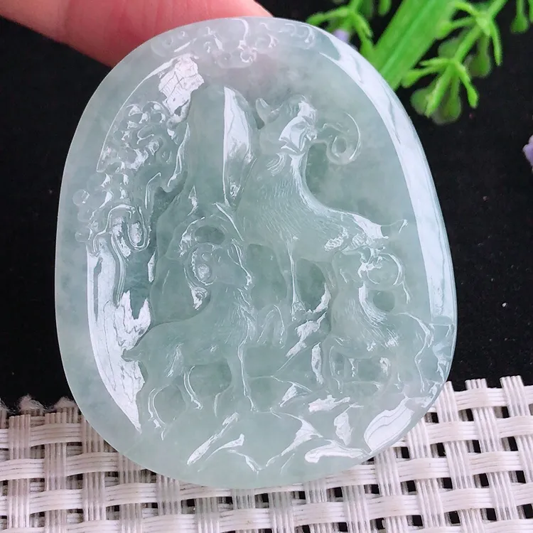 自然光52.8/44.8/5.2老坑秀气冰透起胶三阳开泰生肖羊吊坠翡翠玉坠挂件