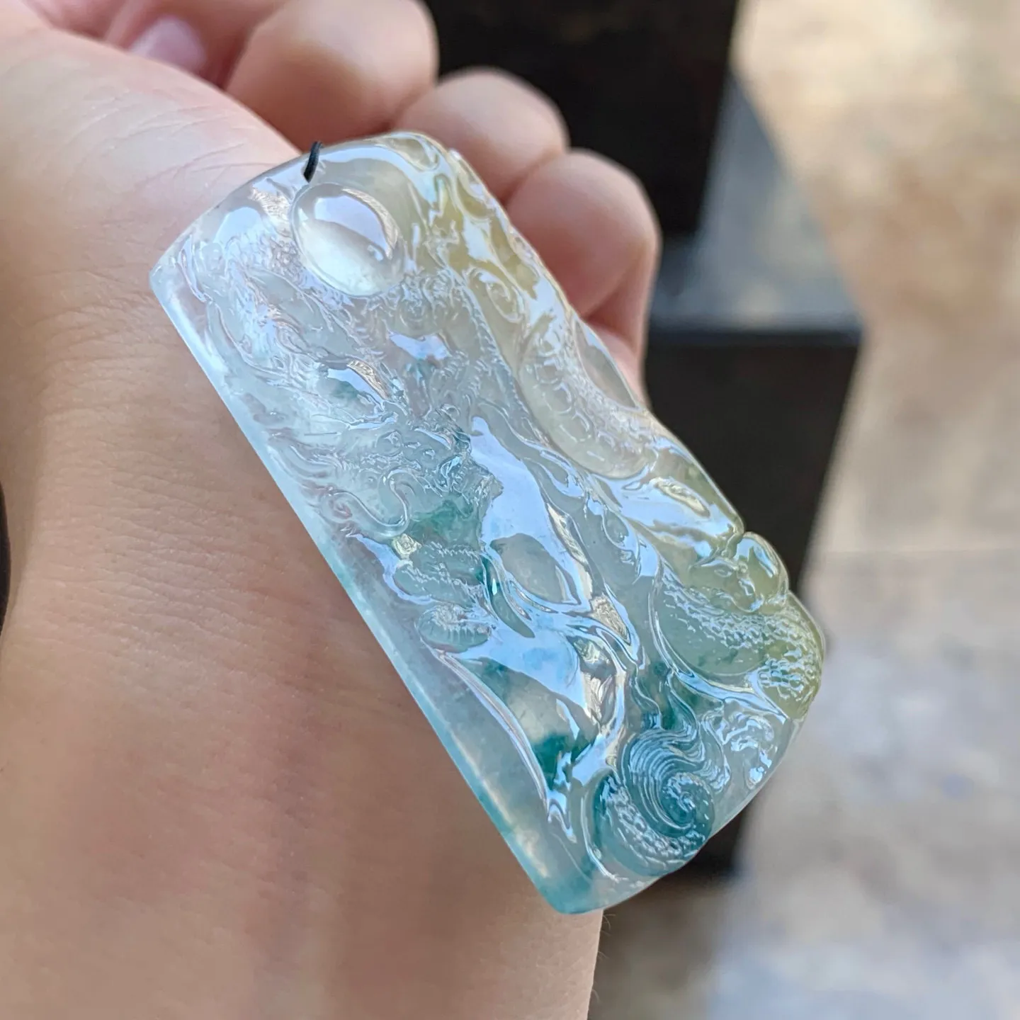 冰黄飘花龙牌
佩戴大气～