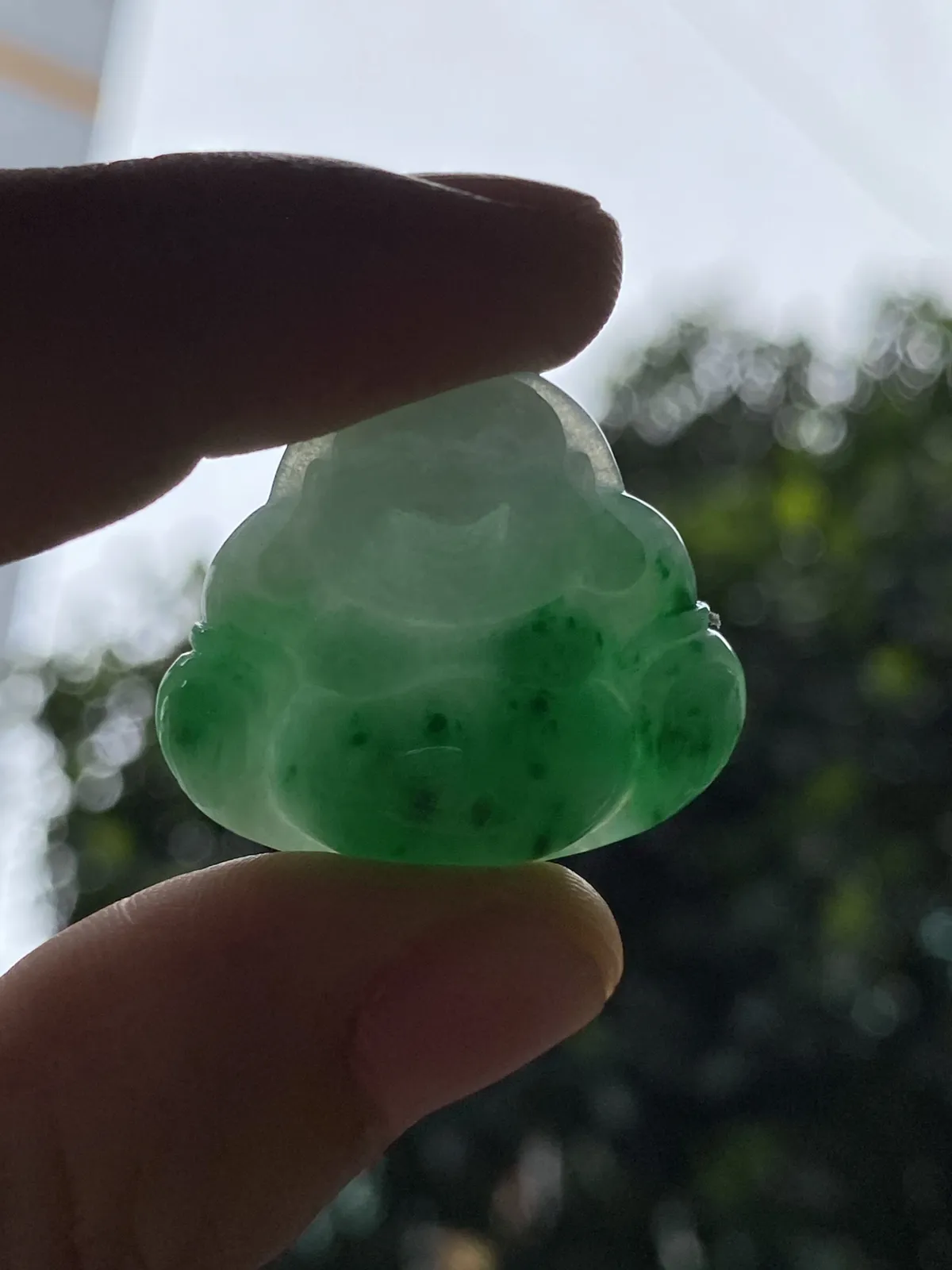 推荐【阳绿佛公】色阳色辣，肚里藏金，水润，细腻，种老，无纹裂，品相佳，25*28.5*7