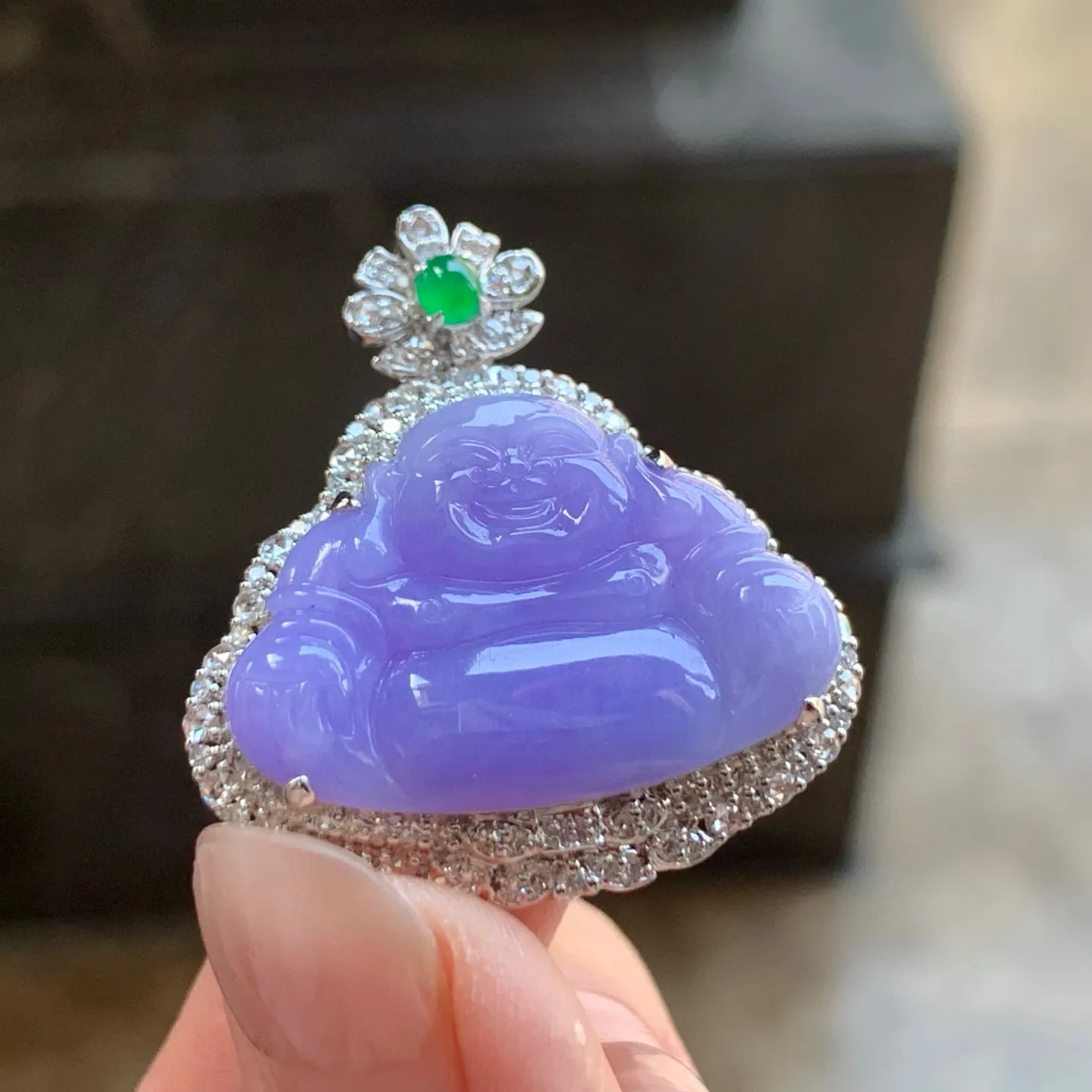 春色坐佛
 颜色浓郁～