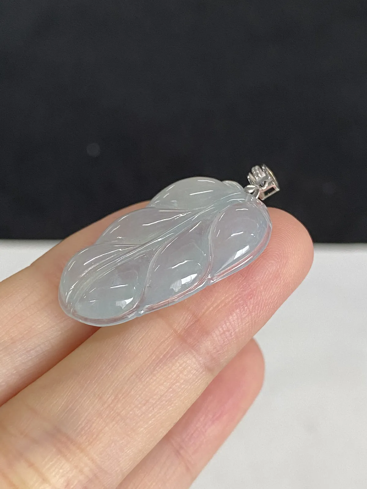 翡翠叶子，印记：Au750,伴钻石