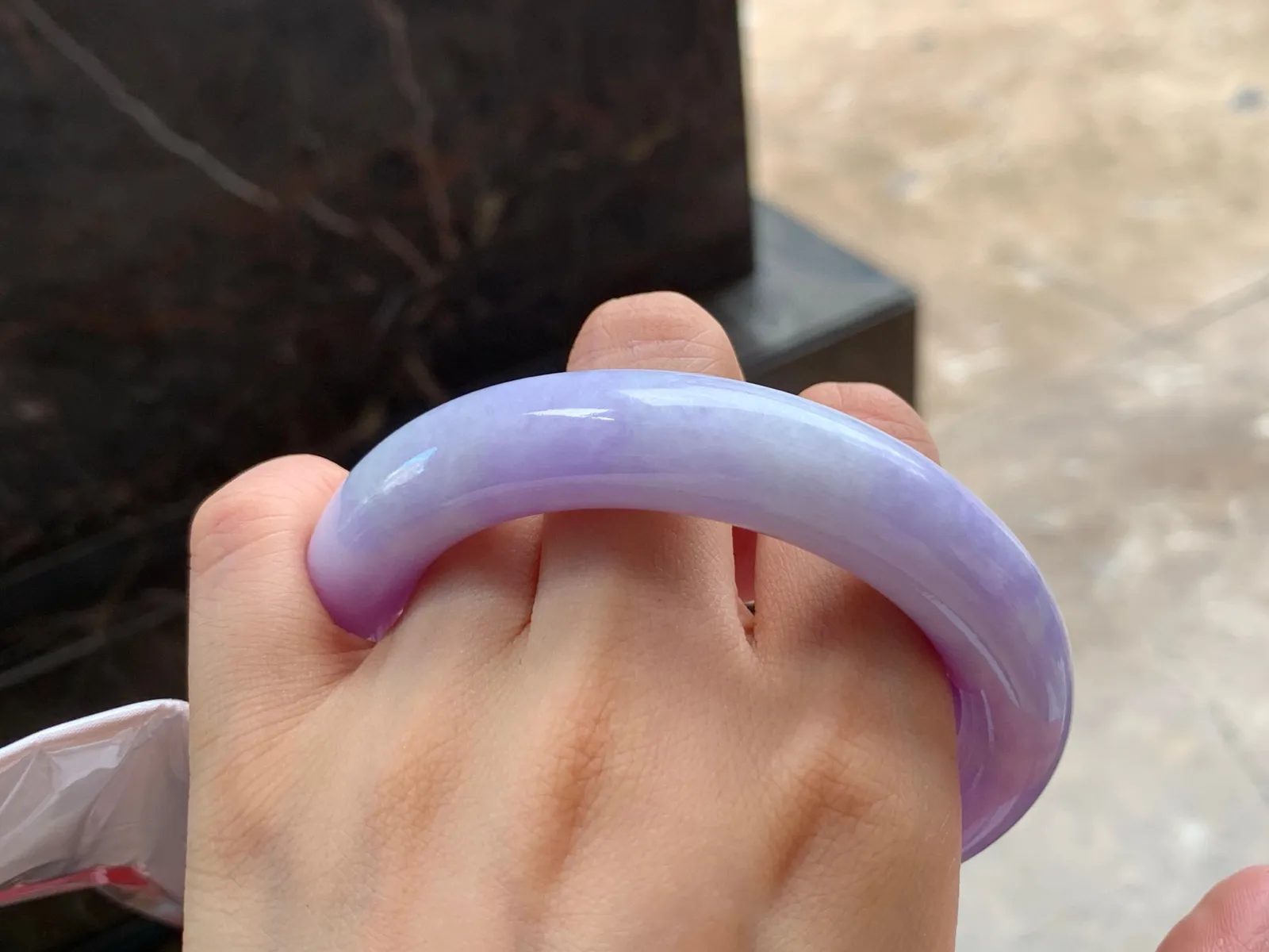 春色大圈福镯
玉质细腻 59.9/13.4/12.2mm