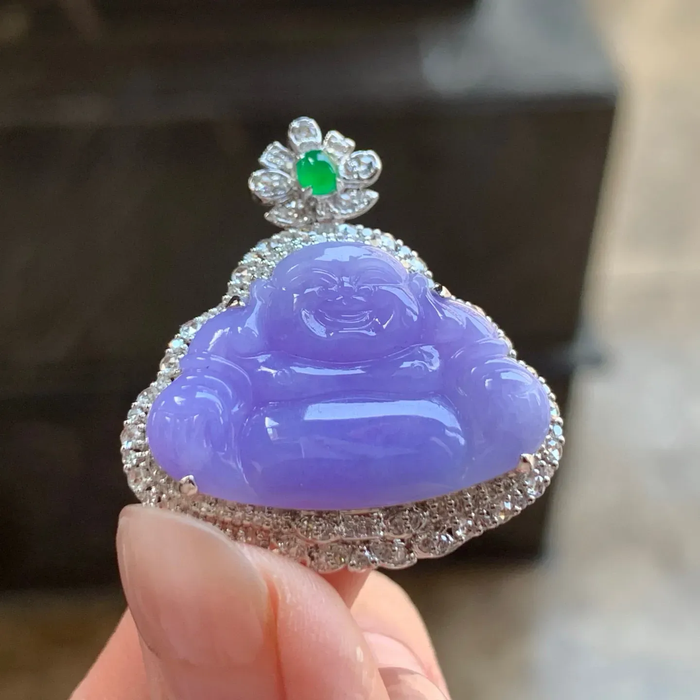 春色坐佛
 颜色浓郁～