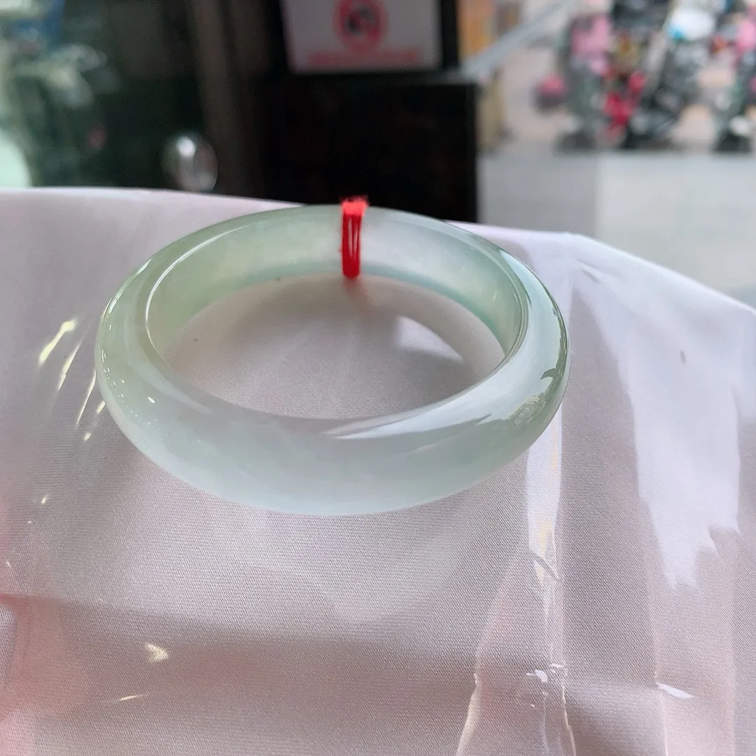 正圈玻璃种蜜糖黄 无瑕 尺寸:51.5/11.2/7.9 种水好🥰🥰