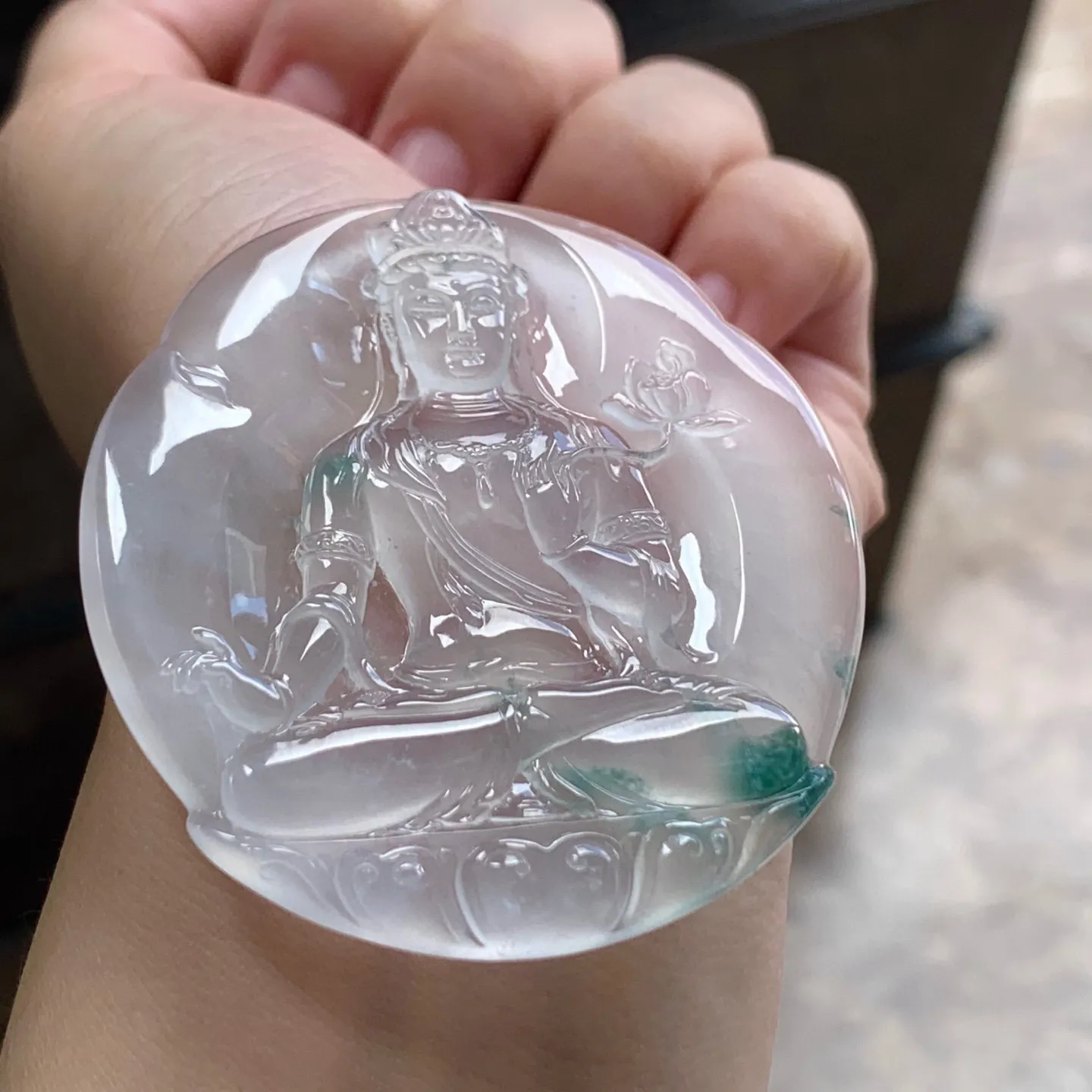 高冰飘花观音
冰味十足，佩戴大气