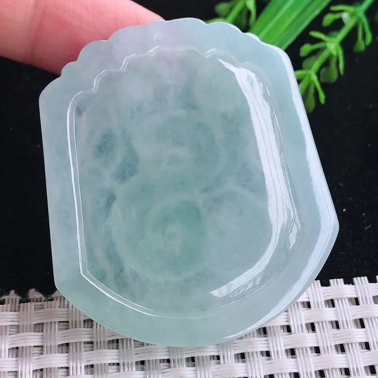 自然光54/47.6/5.7老坑冰胶水灵冰晴生肖蛇牌吊坠翡翠玉坠挂件