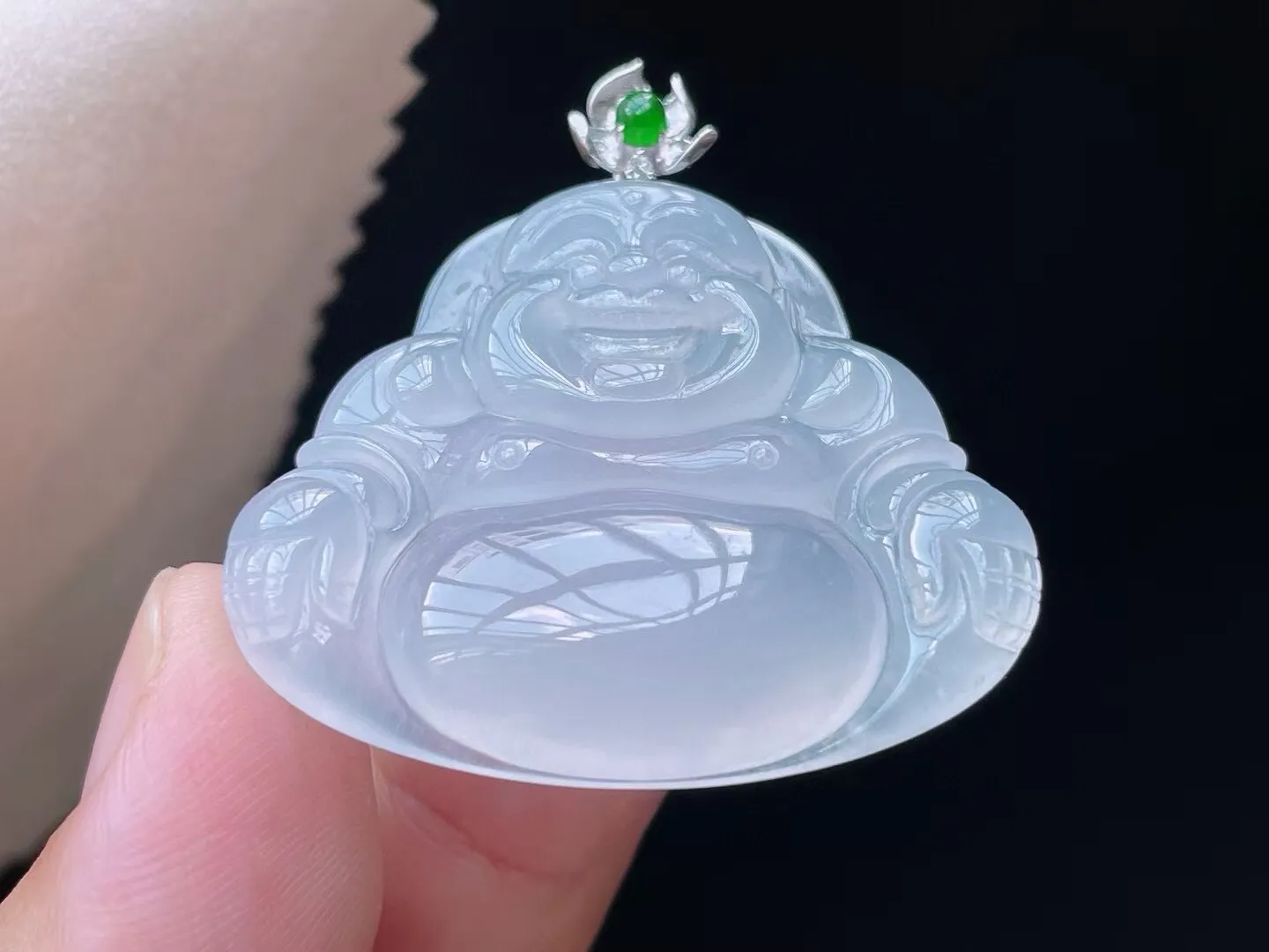 冰糯种起胶佛公吊坠
