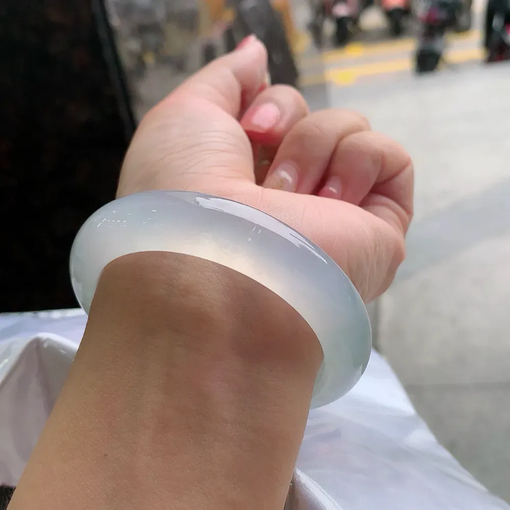 正圈冰玻飘花 无瑕 尺寸:52.9/12.7/8.4 花美 种水好️️