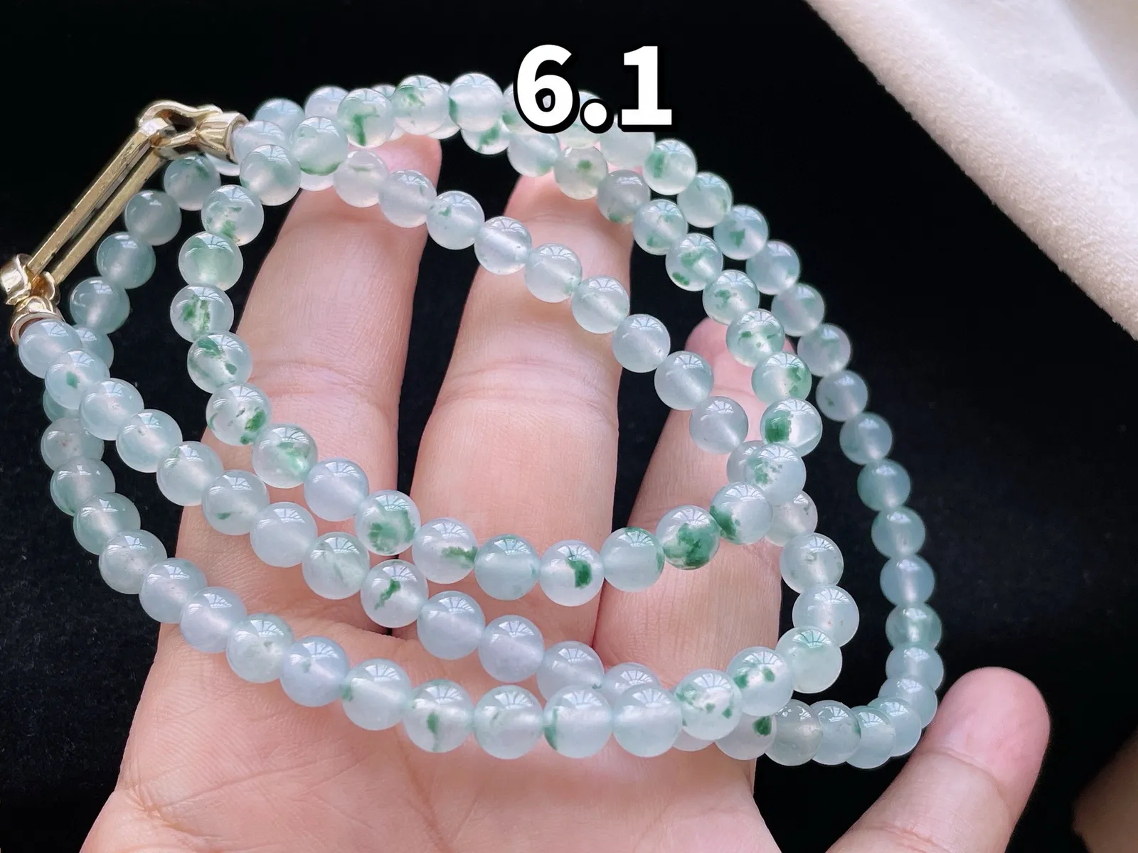 冰种飘花·珠链

裸6.1