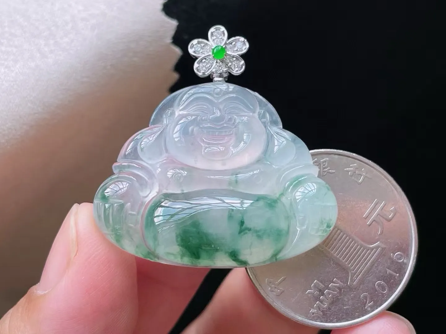 冰飘花佛公吊坠