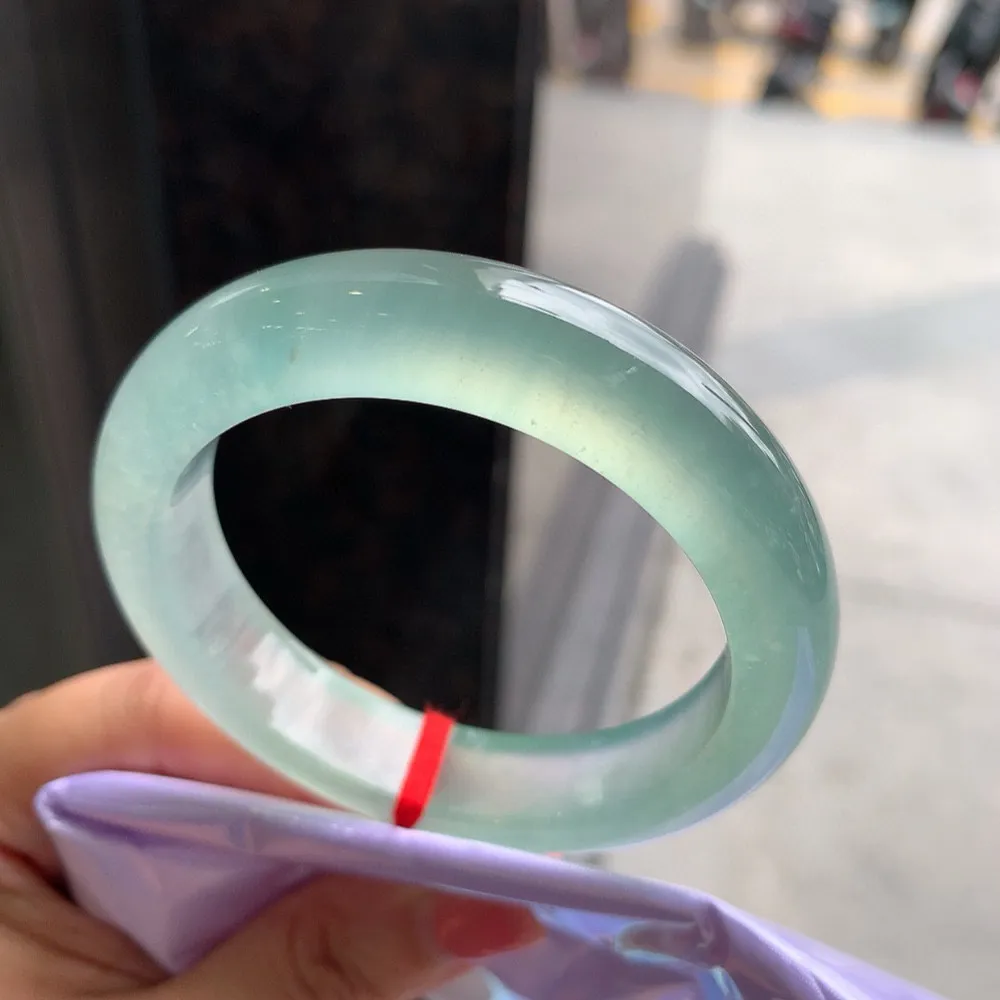 正圈玻璃种 无瑕 尺寸:54.5/12.6/9喜询 种水好 起刚光 高品质
