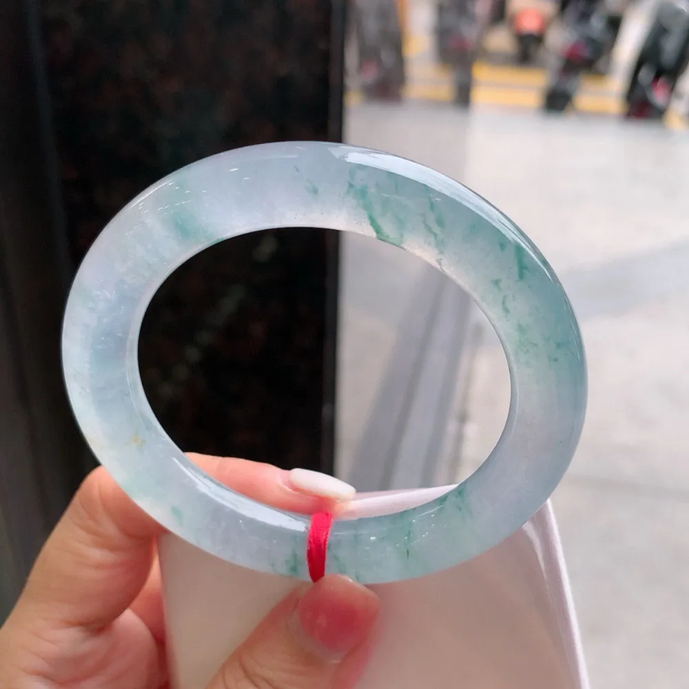 圆条玻璃种飘花 无瑕 尺寸:58.7/11 种水好