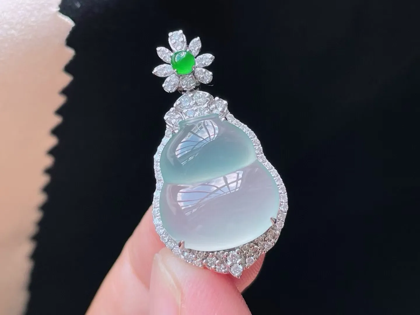 老坑高冰起胶葫芦吊坠