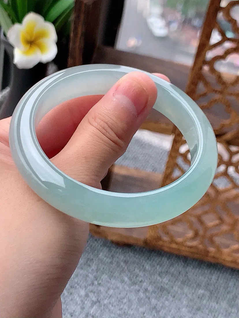 a货翡翠老坑冰种晴水正装正圈手镯55-56圈口 尺寸55.8×11.6×8mm 重量55.80g 0617
