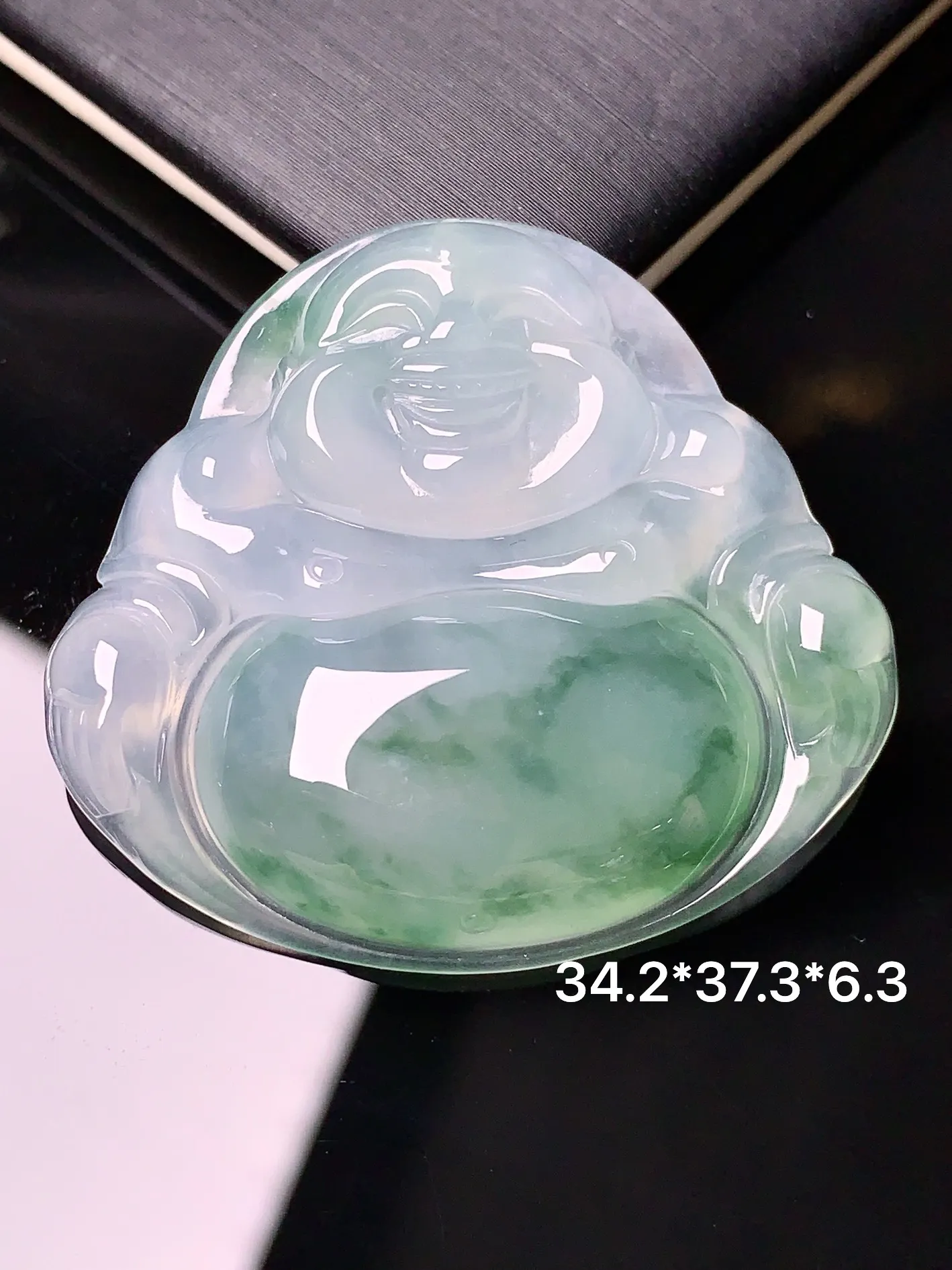 冰种佛公吊坠 玉质细腻 色泽艳丽 整体尺寸34.2*37.3*6.3