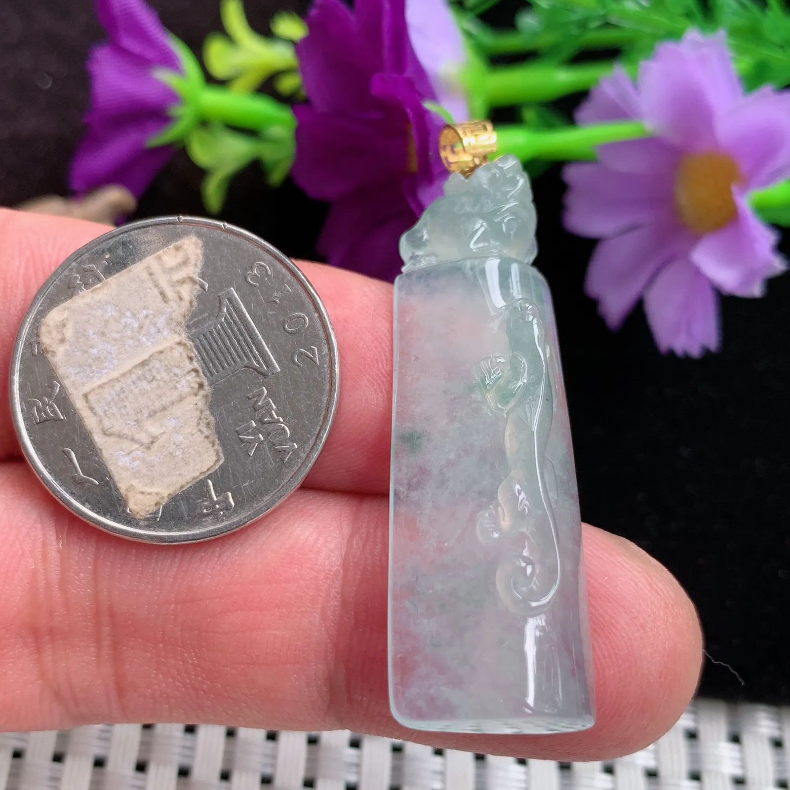 x54实拍44.5*14.3*7.8天然翡翠冰种望子成龙吊坠 螭龙颈坠