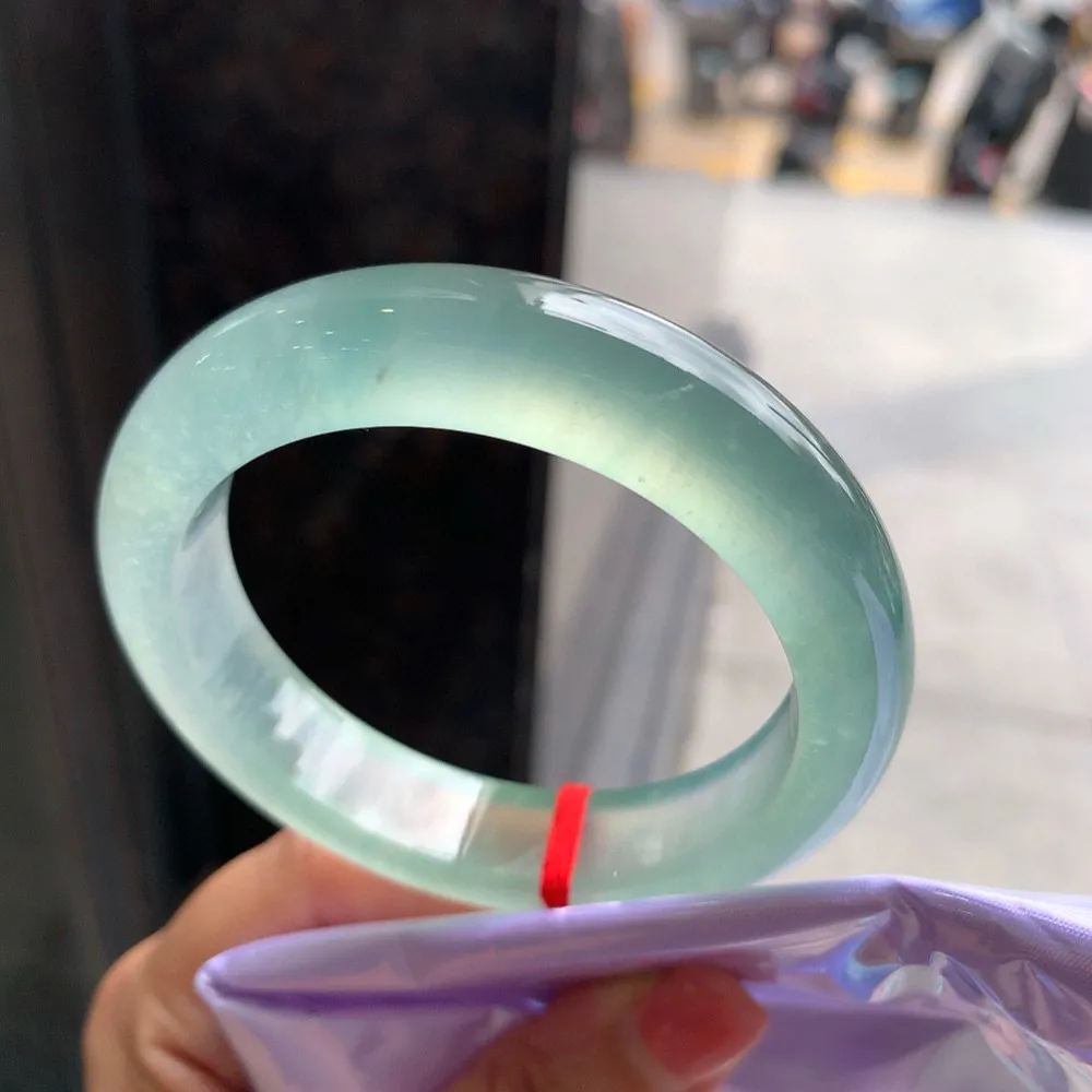 正圈玻璃种 无瑕 尺寸:54.5/12.6/9喜询 种水好 起刚光 高品质