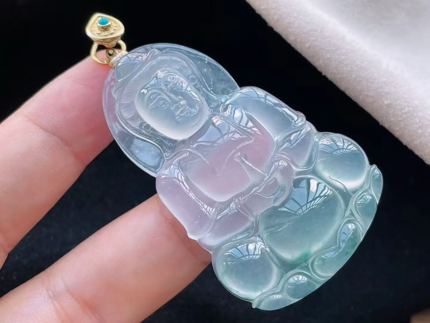 老坑冰种起胶飘花观音吊坠
