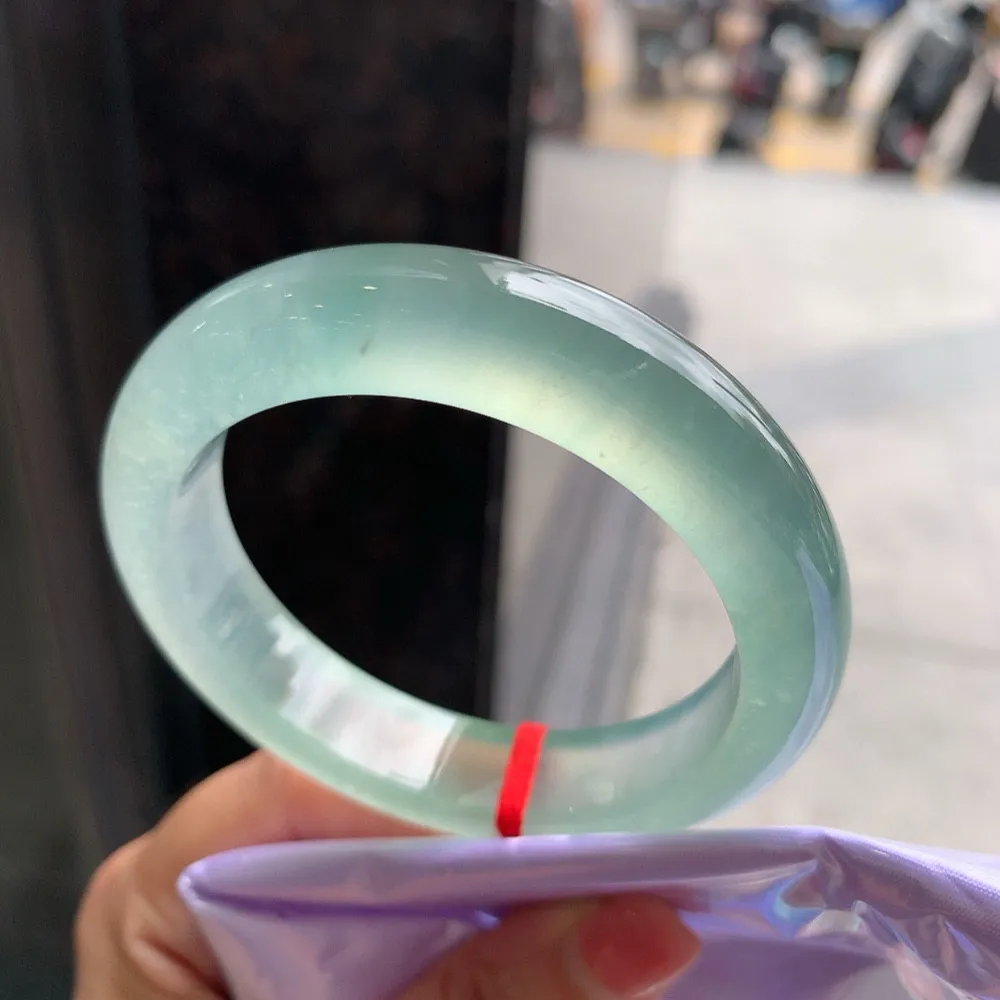 正圈玻璃种 无瑕 尺寸:54.5/12.6/9喜询 种水好 起刚光 高品质