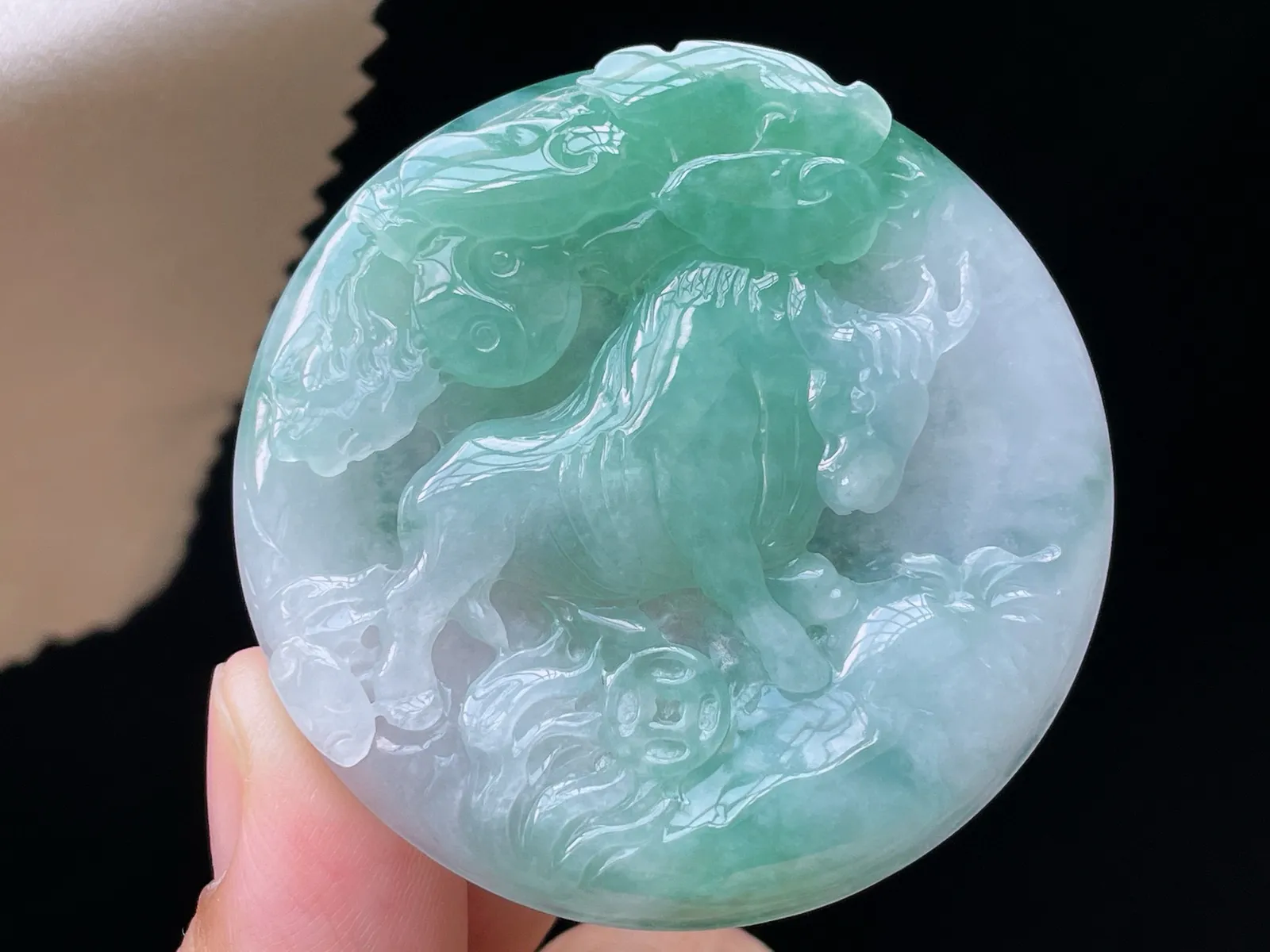 冰种飘花·牛牌

裸50.8-6