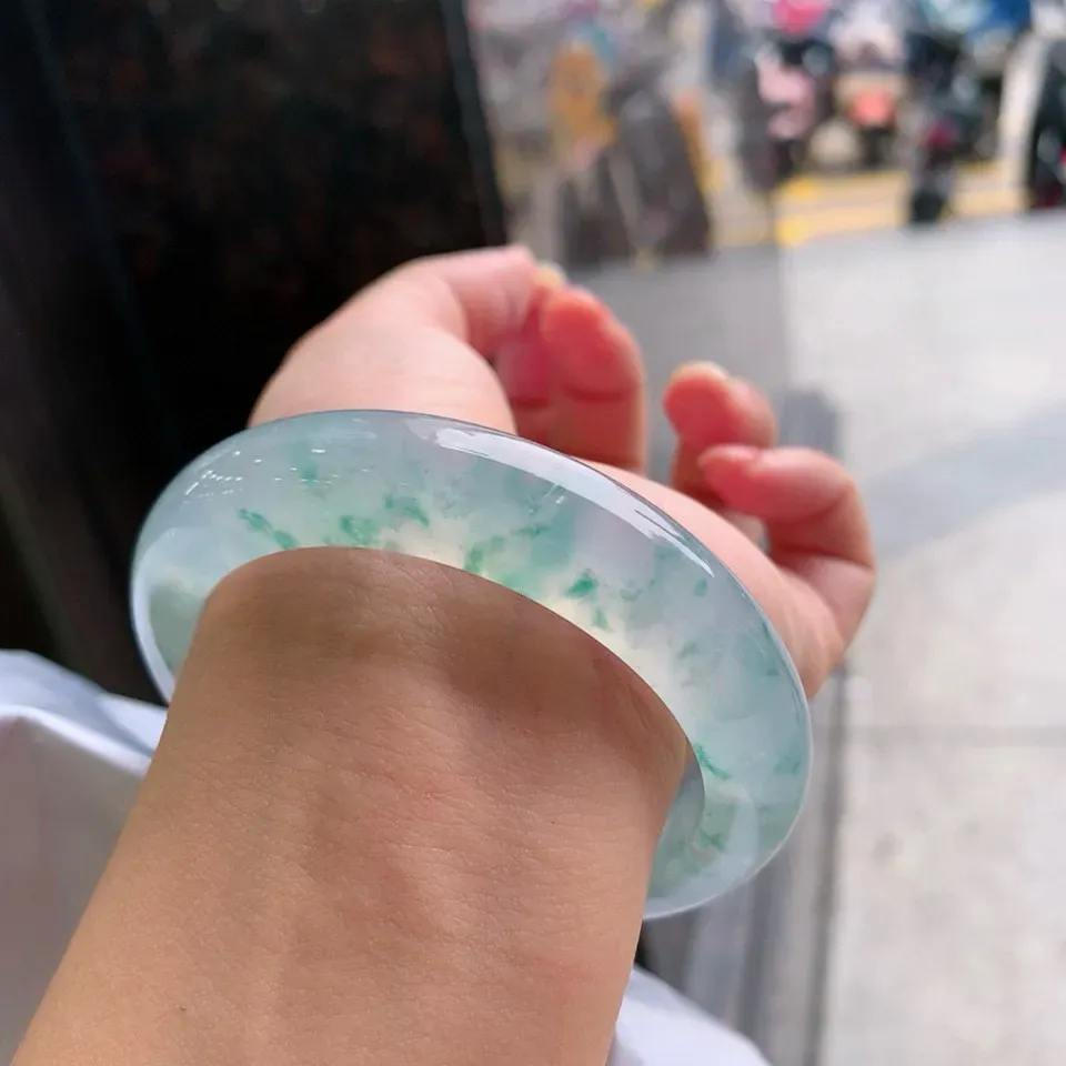 正圈冰玻飘花 无瑕 尺寸:55.8/12.6/9.5 花美 种水好