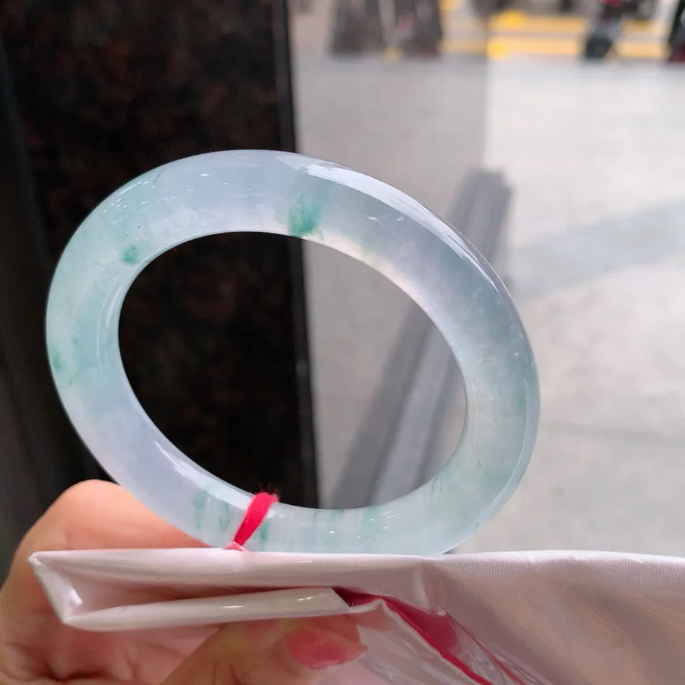圆条玻璃种飘花 无瑕 尺寸:58.7/11 种水好
