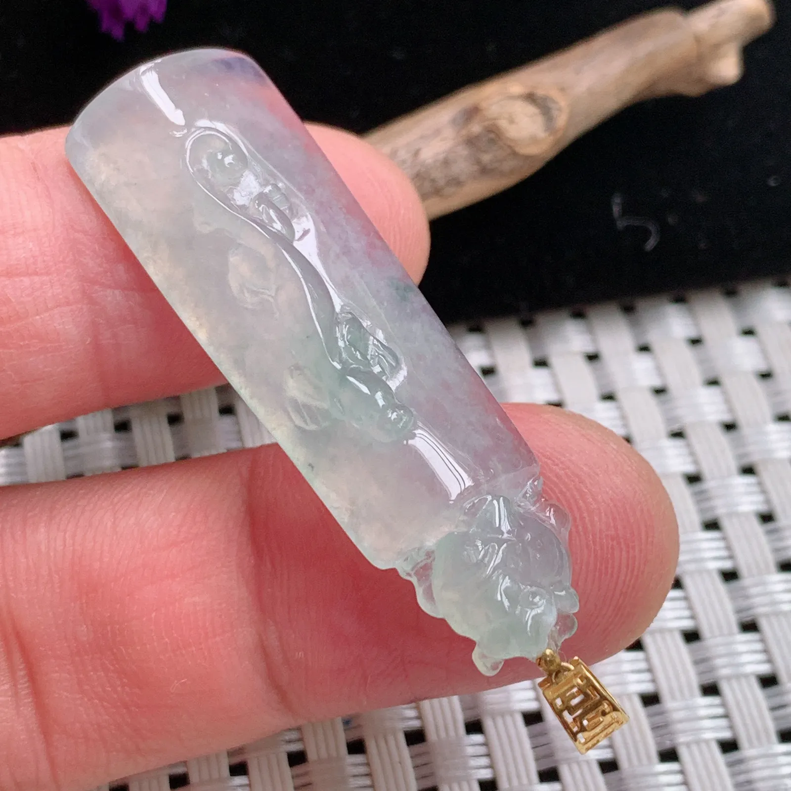 x54实拍44.5*14.3*7.8天然翡翠冰种望子成龙吊坠 螭龙颈坠