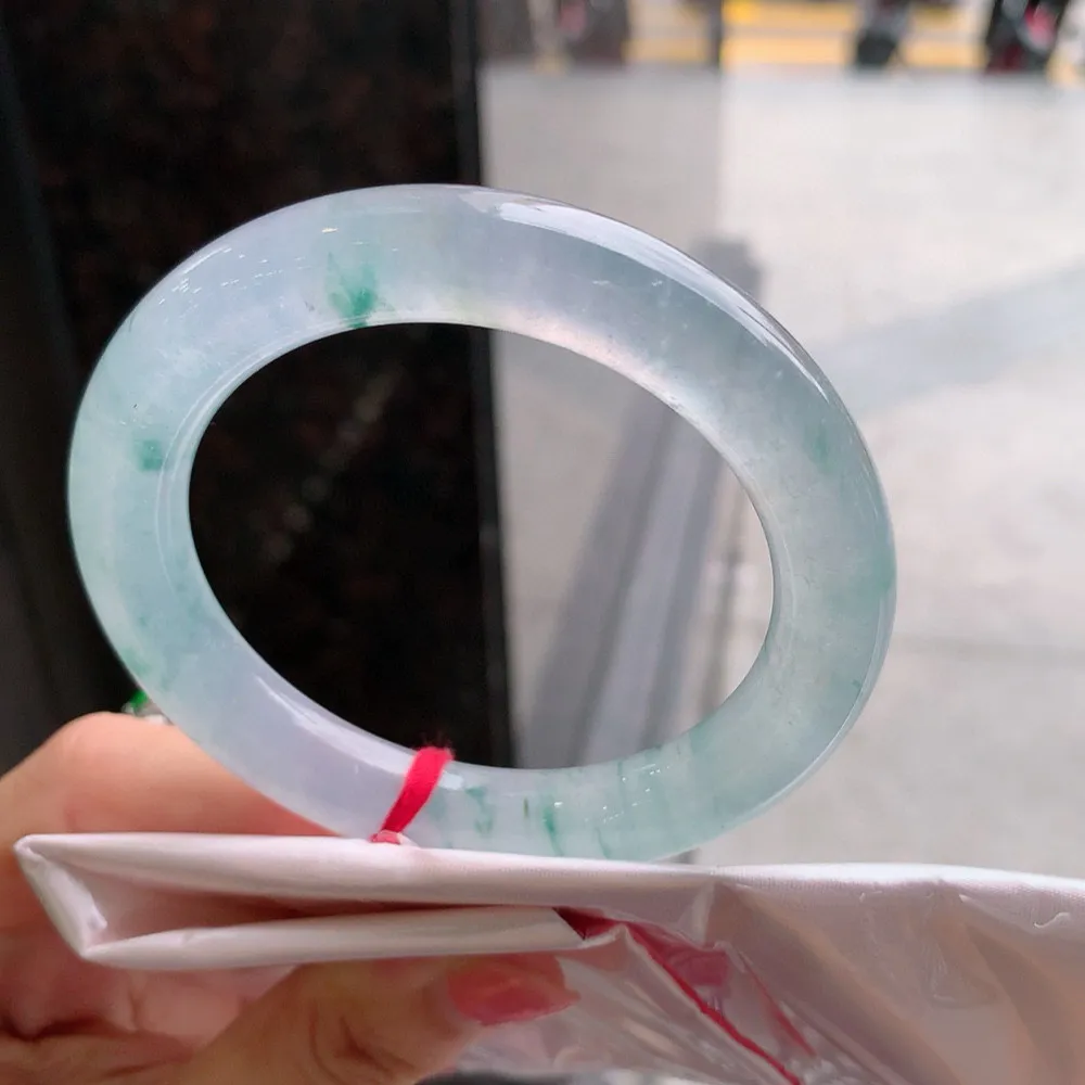 圆条玻璃种飘花 无瑕 尺寸:58.7/11 种水好