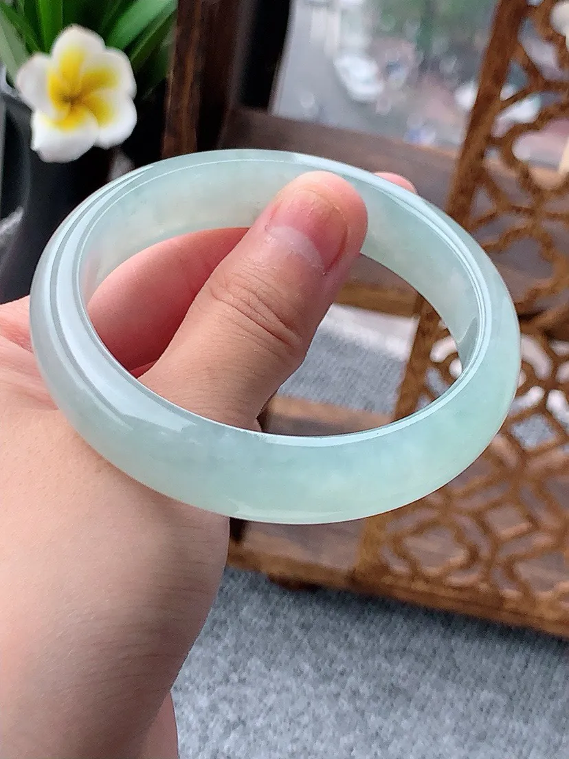 a货翡翠老坑晴水正装正圈手镯57-58圈口  尺寸57×13.5×7.5mm 重量58.30g 0617
