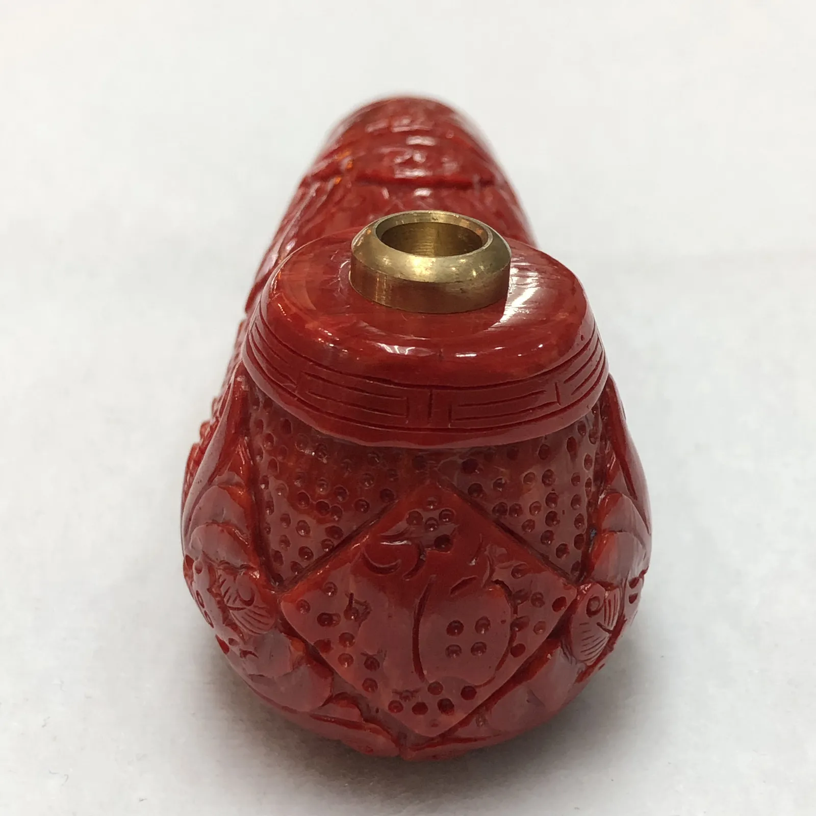 【红珊瑚福在眼前烟斗】钱在福在！采用台湾拼接工艺，精心选料，精心雕刻，黑色为人造牛角材料，尺寸：长1