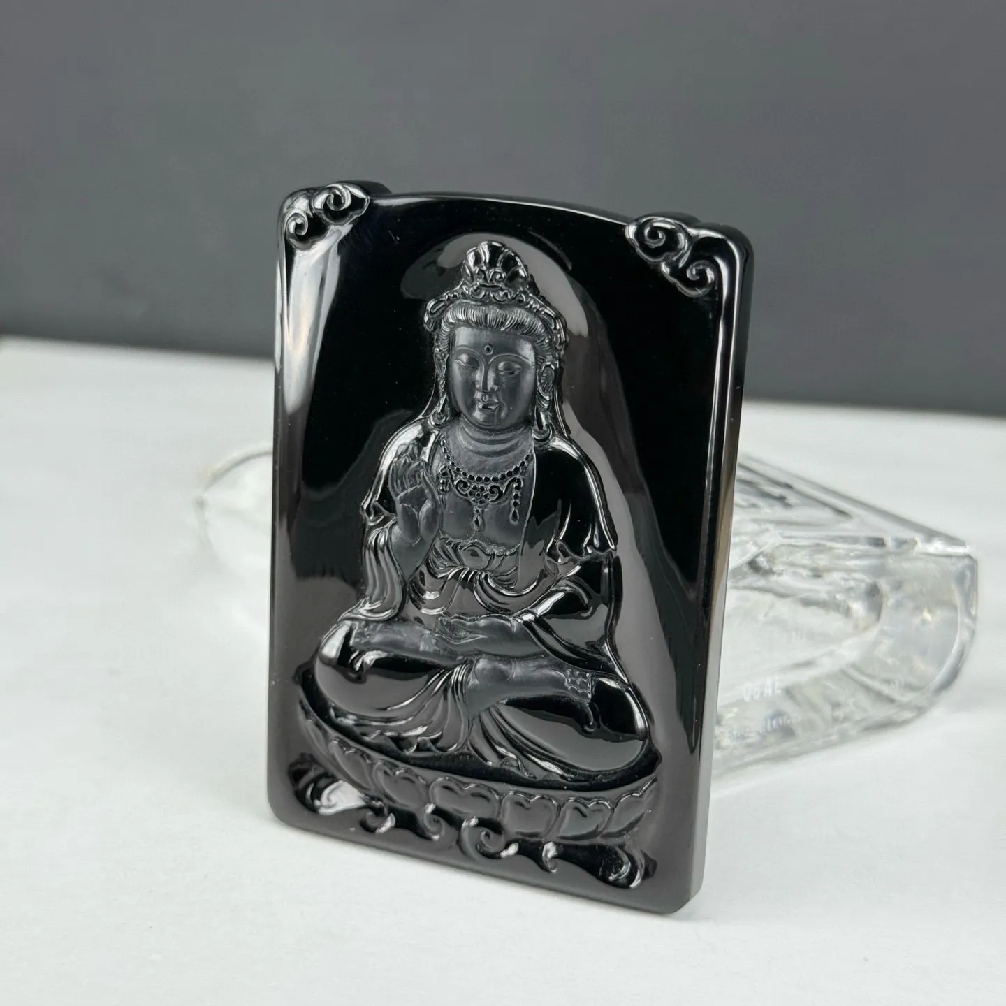 墨翠观音 种好色正 黑度极好 打灯通透 油性十足 尺寸65