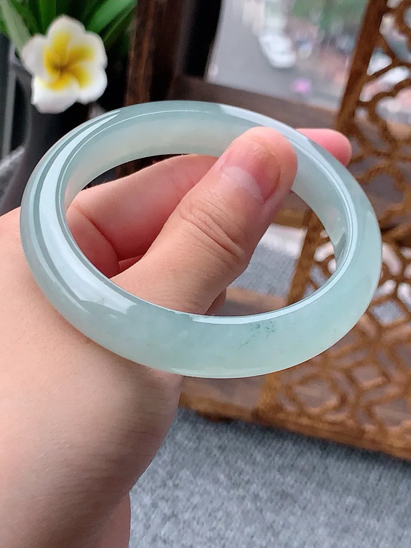 a货翡翠老坑冰种晴水正装正圈手镯55-56圈口 尺寸55.8×11.6×8mm 重量55.80g 0617