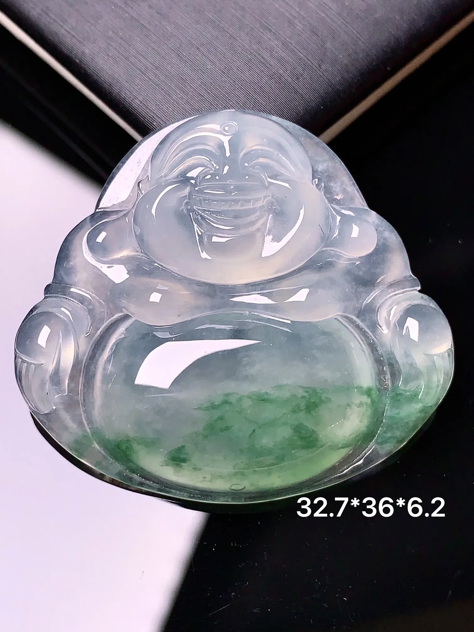 冰种佛公吊坠 玉质细腻 水润亮眼  整体尺寸32.7*36*6.2