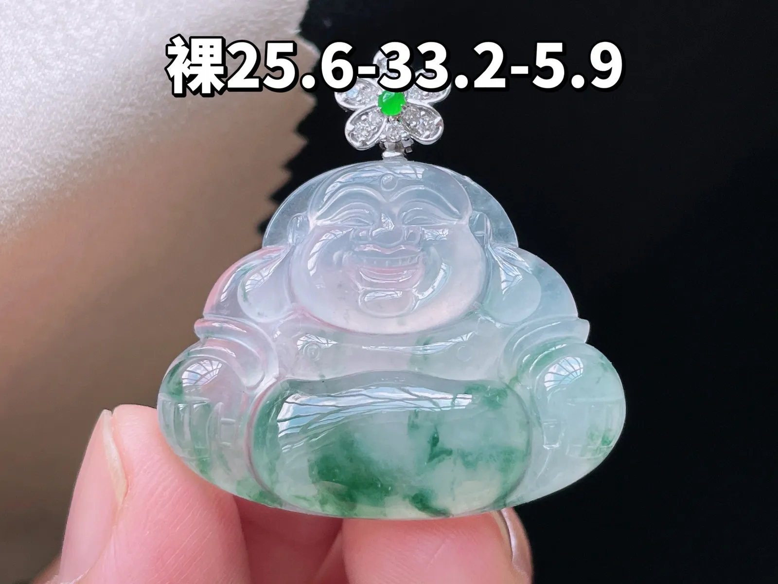 18K 冰种飘花·佛公

裸25.6-33.2-5.9