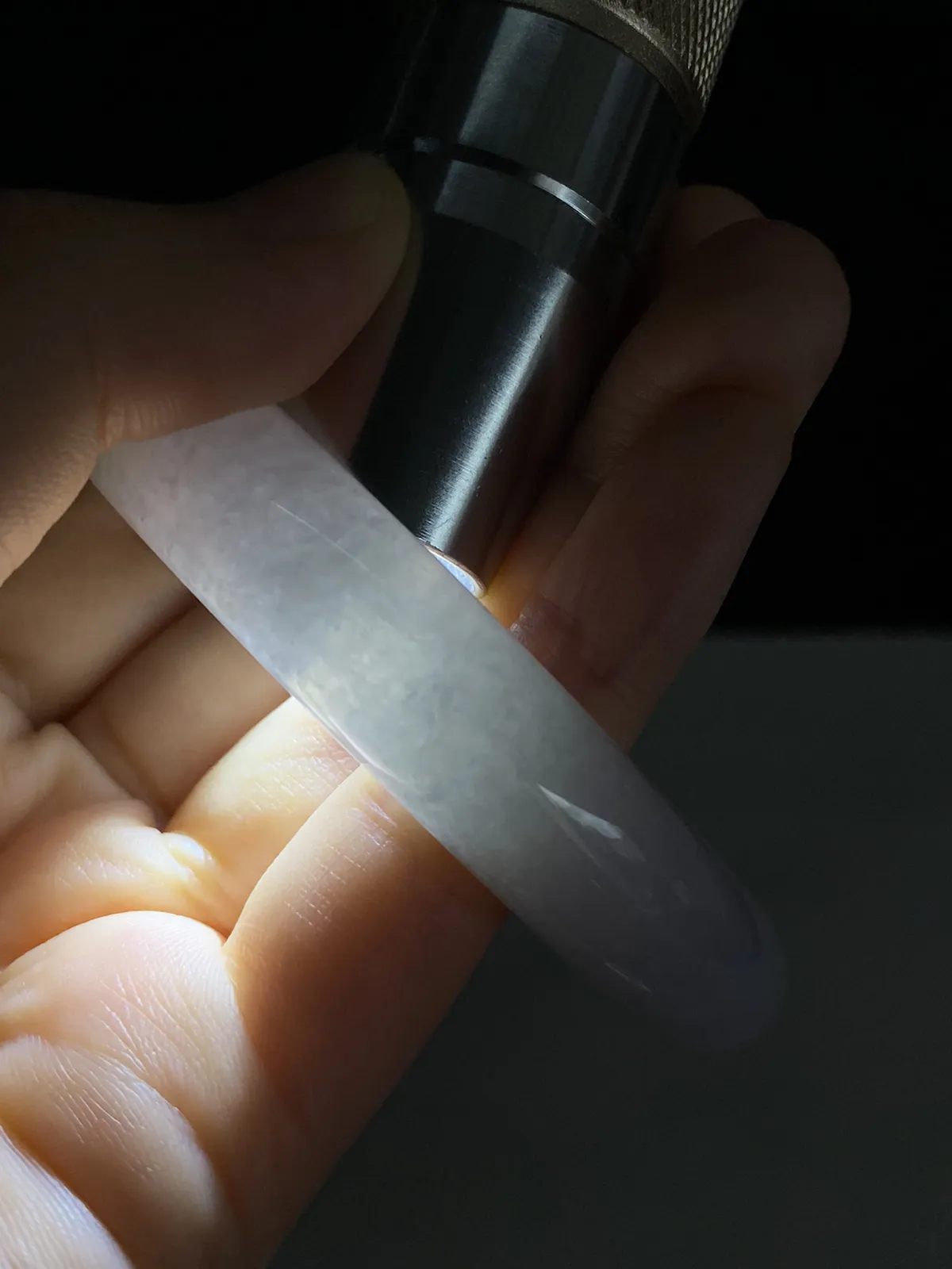 正圈59圈口，翡翠糯化种白色手镯
