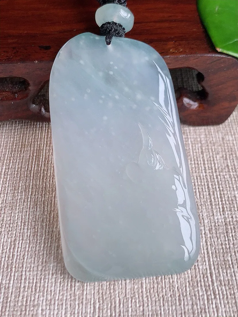 a货翡翠老坑冰种无相观音吊坠 尺寸59×30.8×5mm 重量28.05g 0619