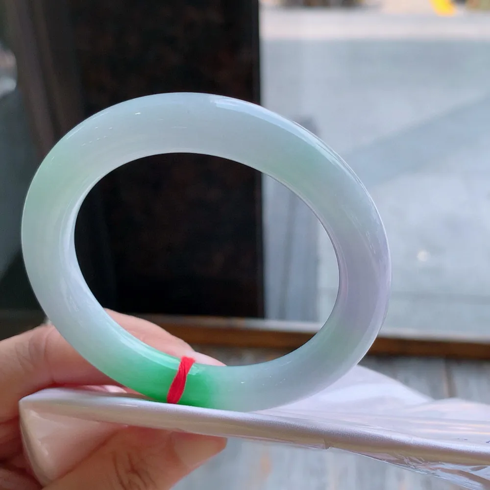 圆条冰糯春彩 一丝石纹无碍 尺寸:57.1/10.2 超美