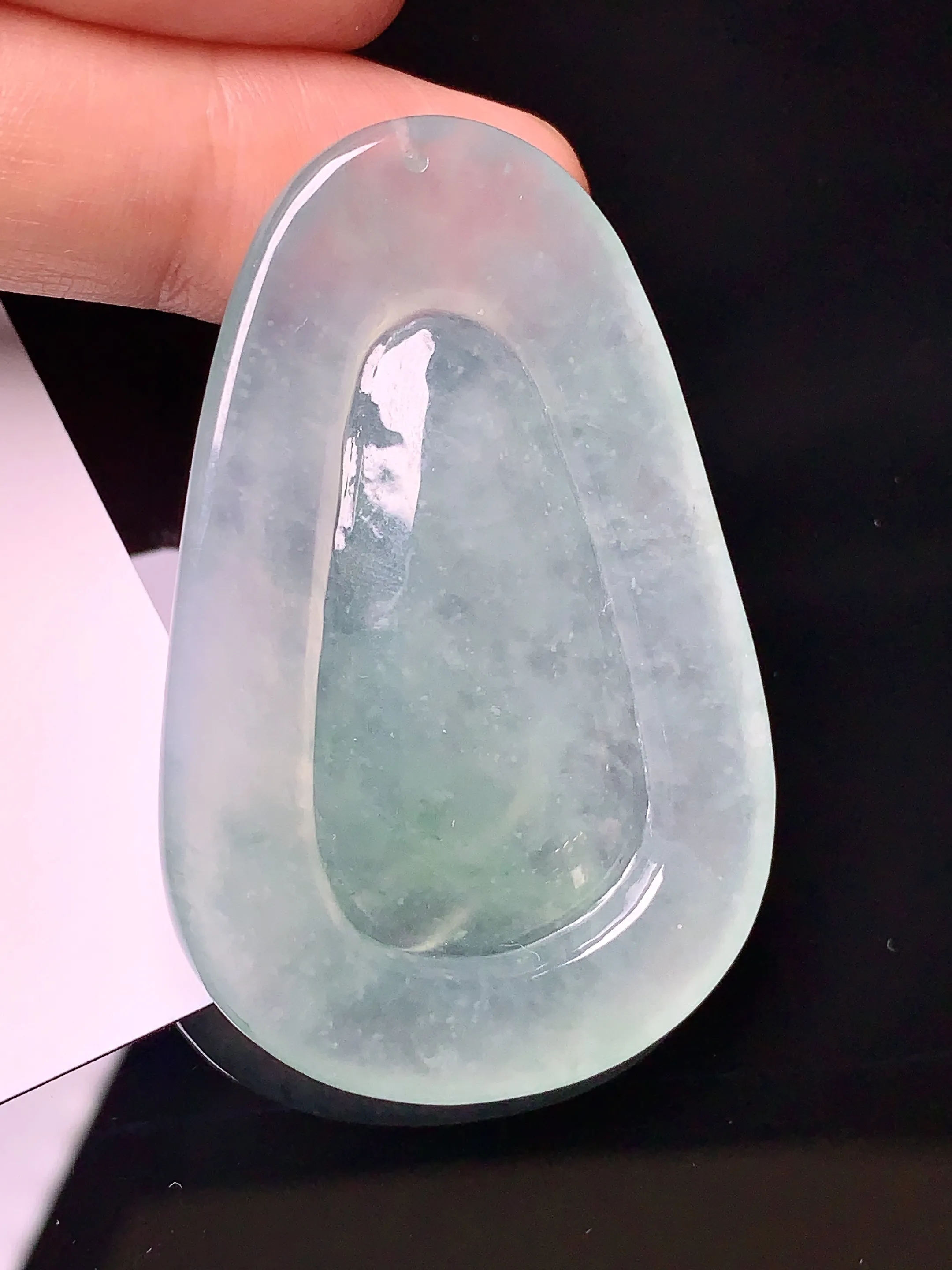 冰种雕花花件吊坠 玉质细腻 色泽艳丽 整体尺寸49.3*32*6.2