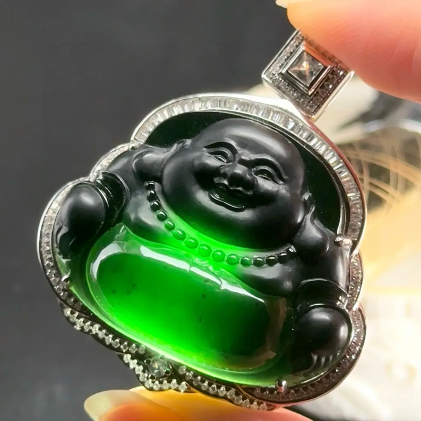 精品18k墨翠大肚佛 重金豪镶 打灯通透 油性十足 尺寸45.5